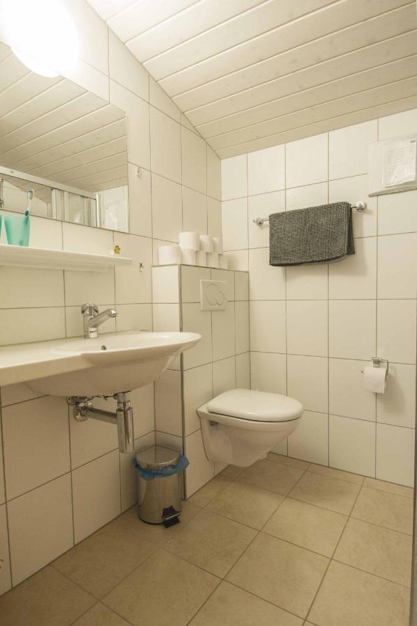 Buchhuettli Apartment อาเดลโบเดิน ภายนอก รูปภาพ
